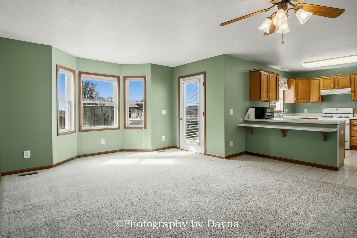 13014 E State Route 114, Momence, IL 60954