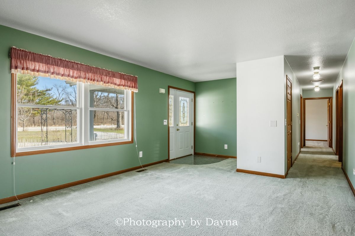 13014 E State Route 114, Momence, IL 60954