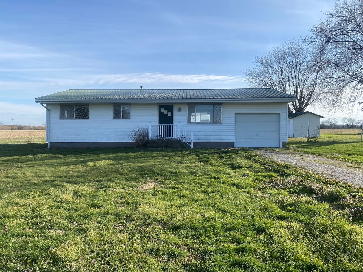 8562 Park Street Road, Duquoin, IL 62832