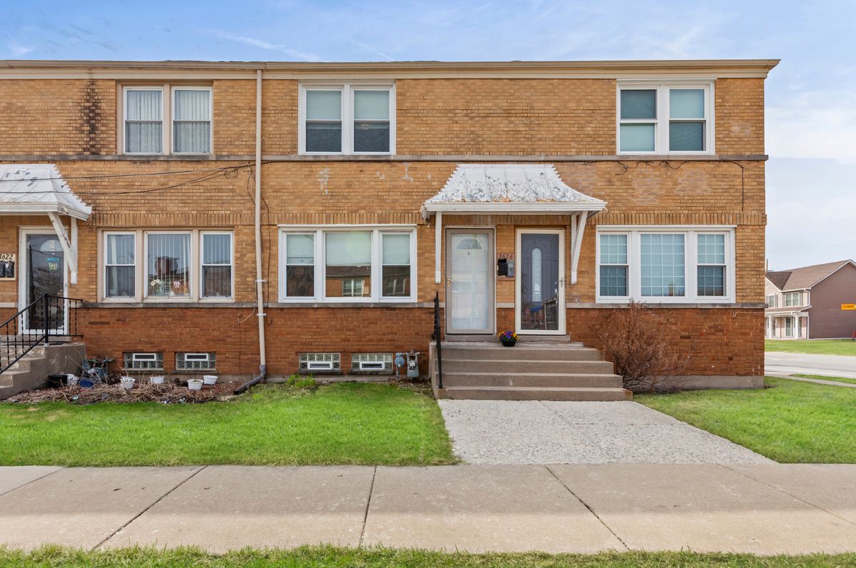 3624 Van Buren Street, Bellwood, IL 60104