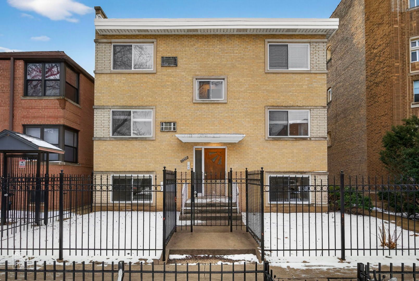 7357 Winchester Avenue — Chicago, IL 60626