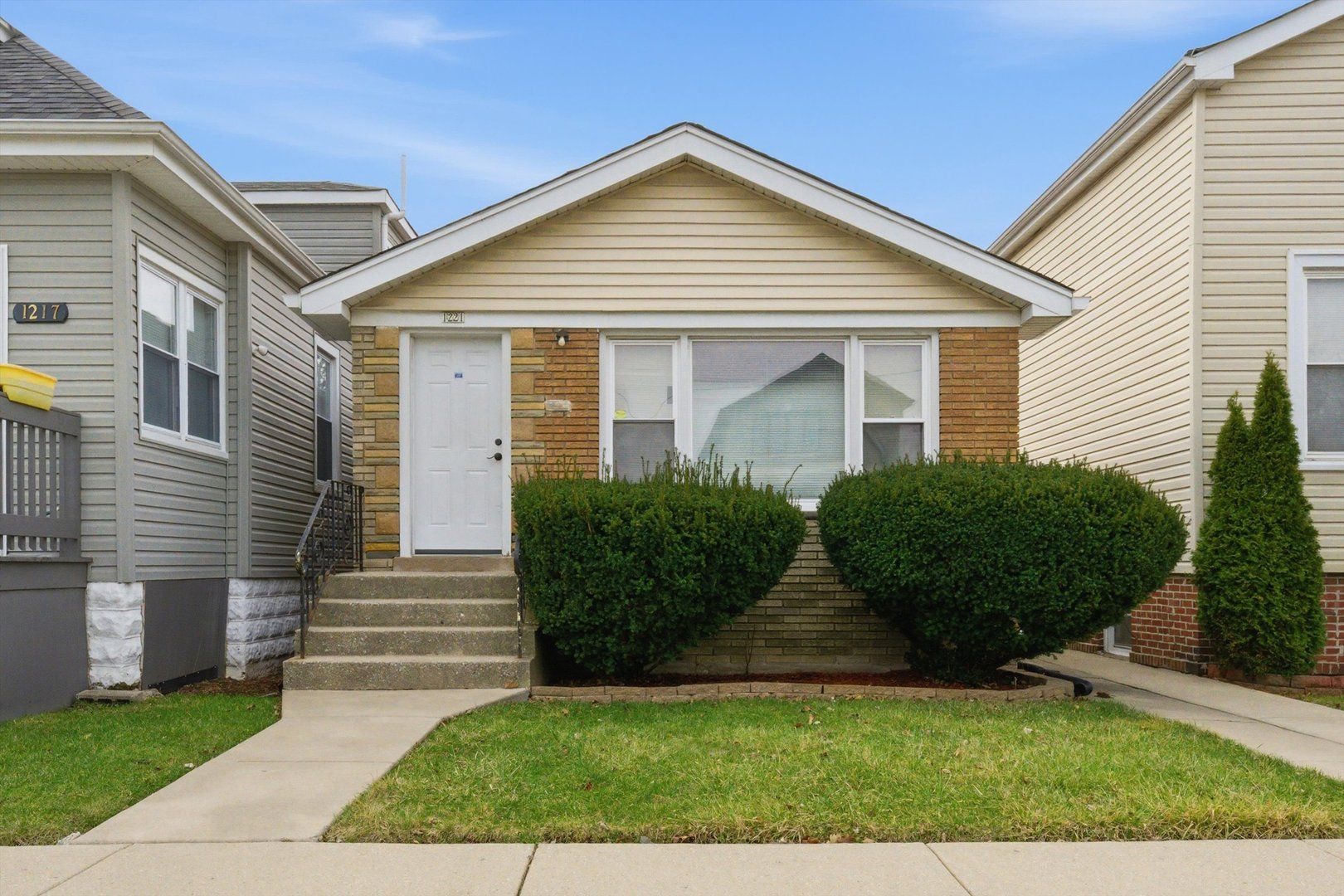 1221 W 97th Place — Chicago, IL 60643