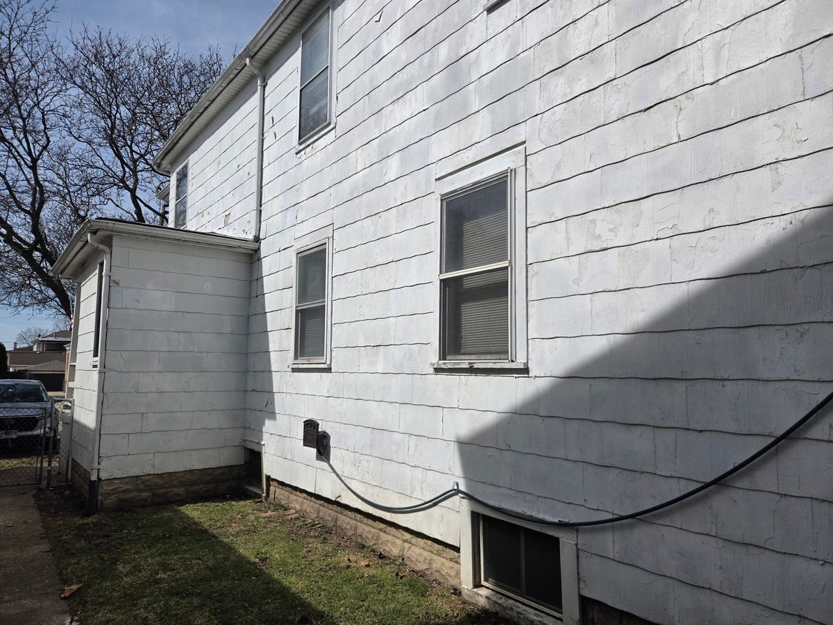 2531 N 75th Avenue, Elmwood Park, IL 60707