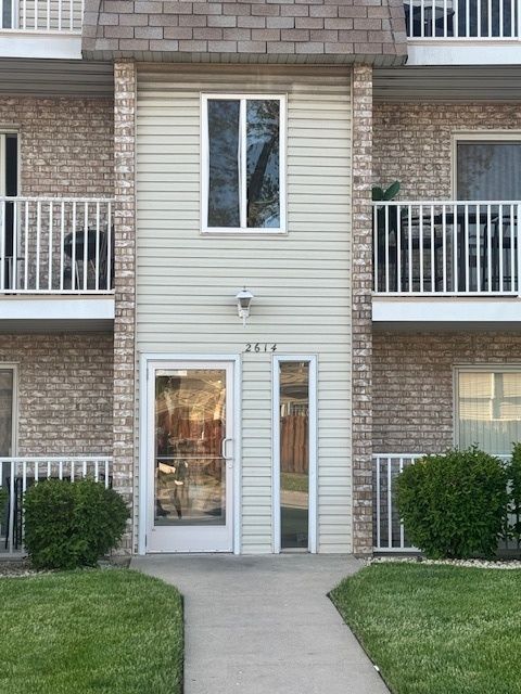 2614 Goodrich Avenue, Burnham, IL 60633