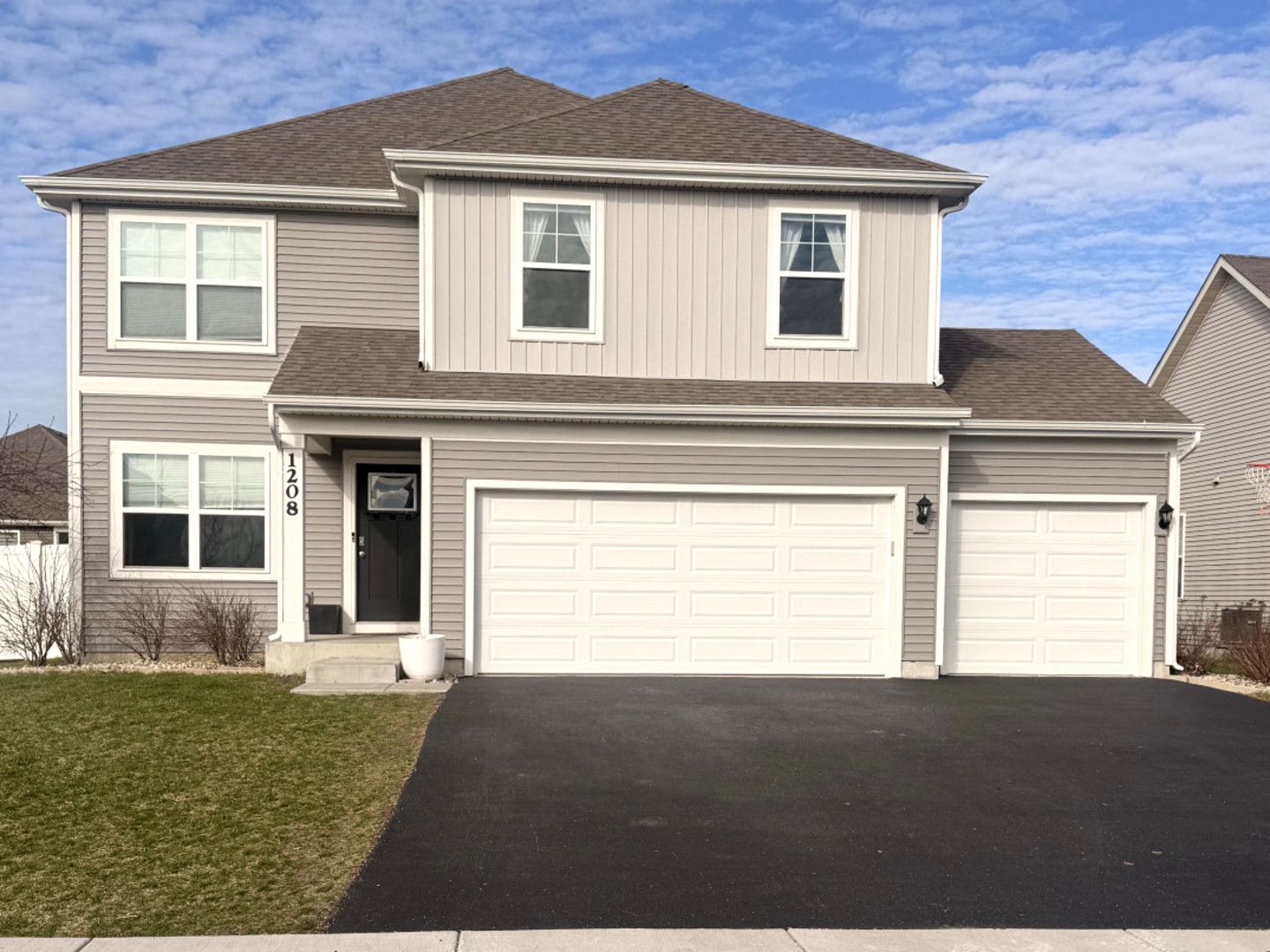 1208 Legacy Pointe Boulevard — Joliet, IL 60431