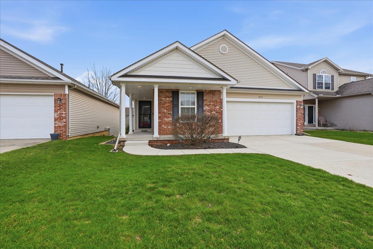 910 Gerike Way, Bloomington, IL 61704