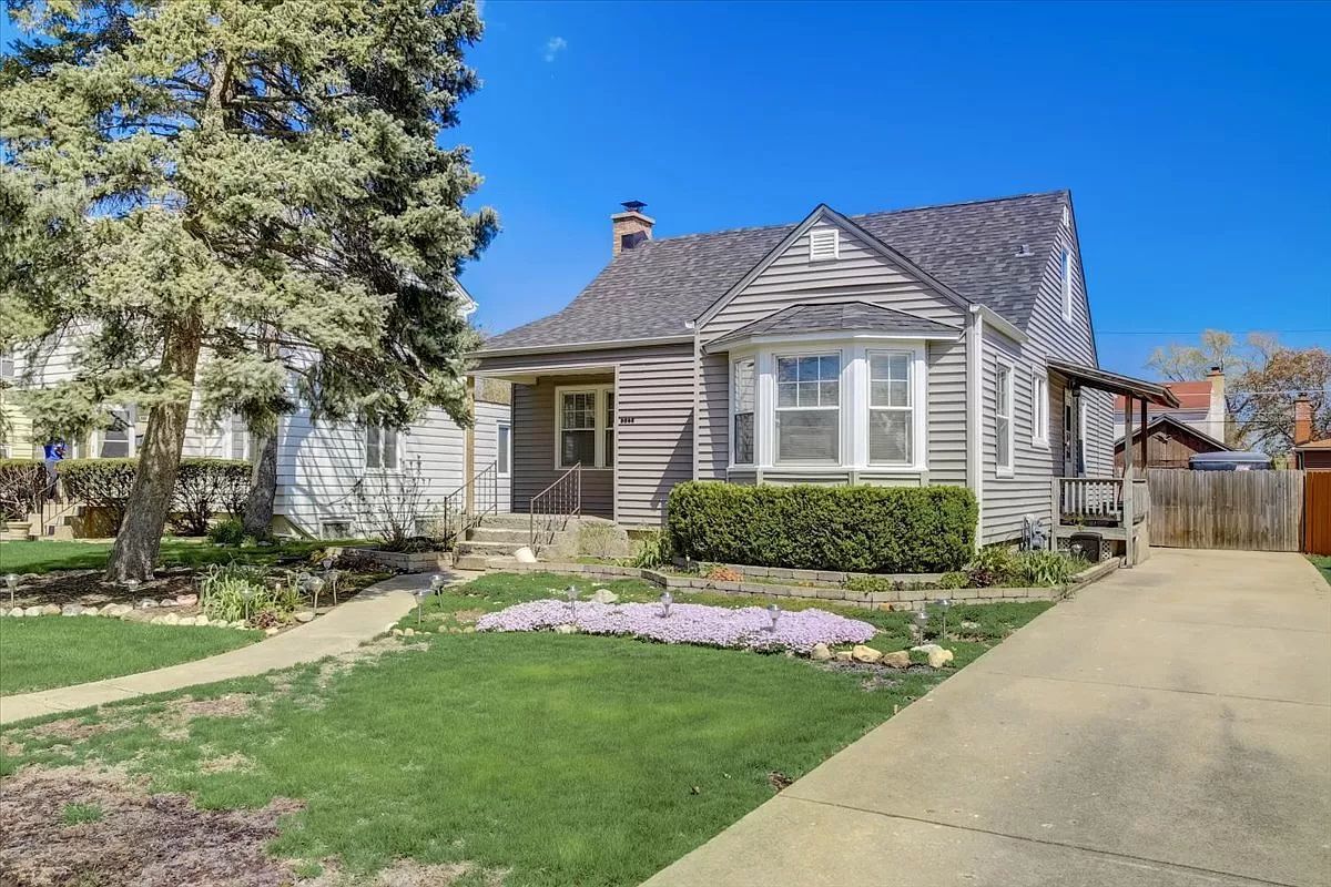 2325 11th Avenue, Broadview, IL 60155