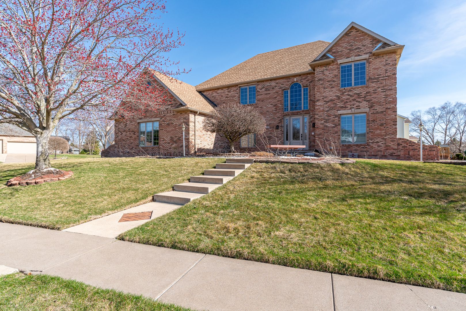 3755 E 61st Boulevard — Davenport, IA 52807