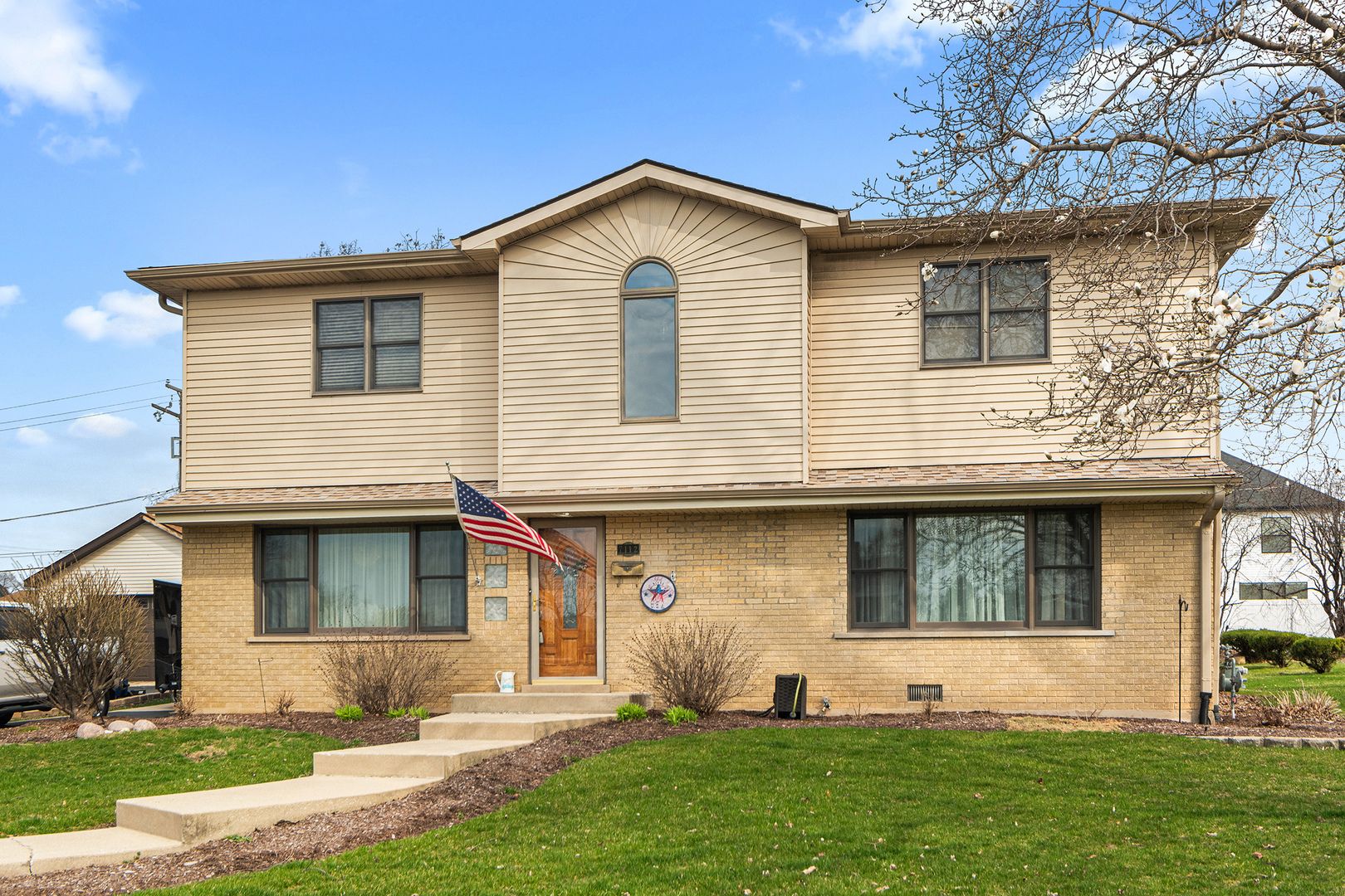 7112 W 114th Place — Worth, IL 60482