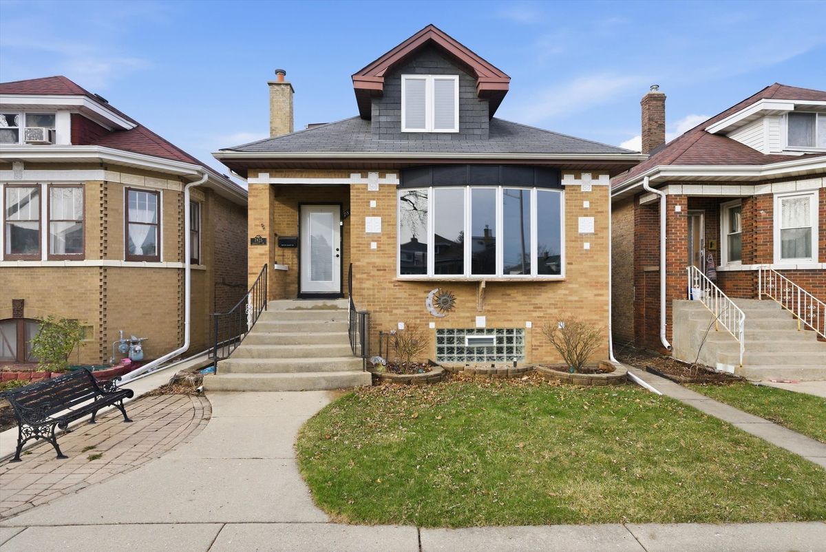 7825 Cressett Drive, Elmwood Park, IL 60707