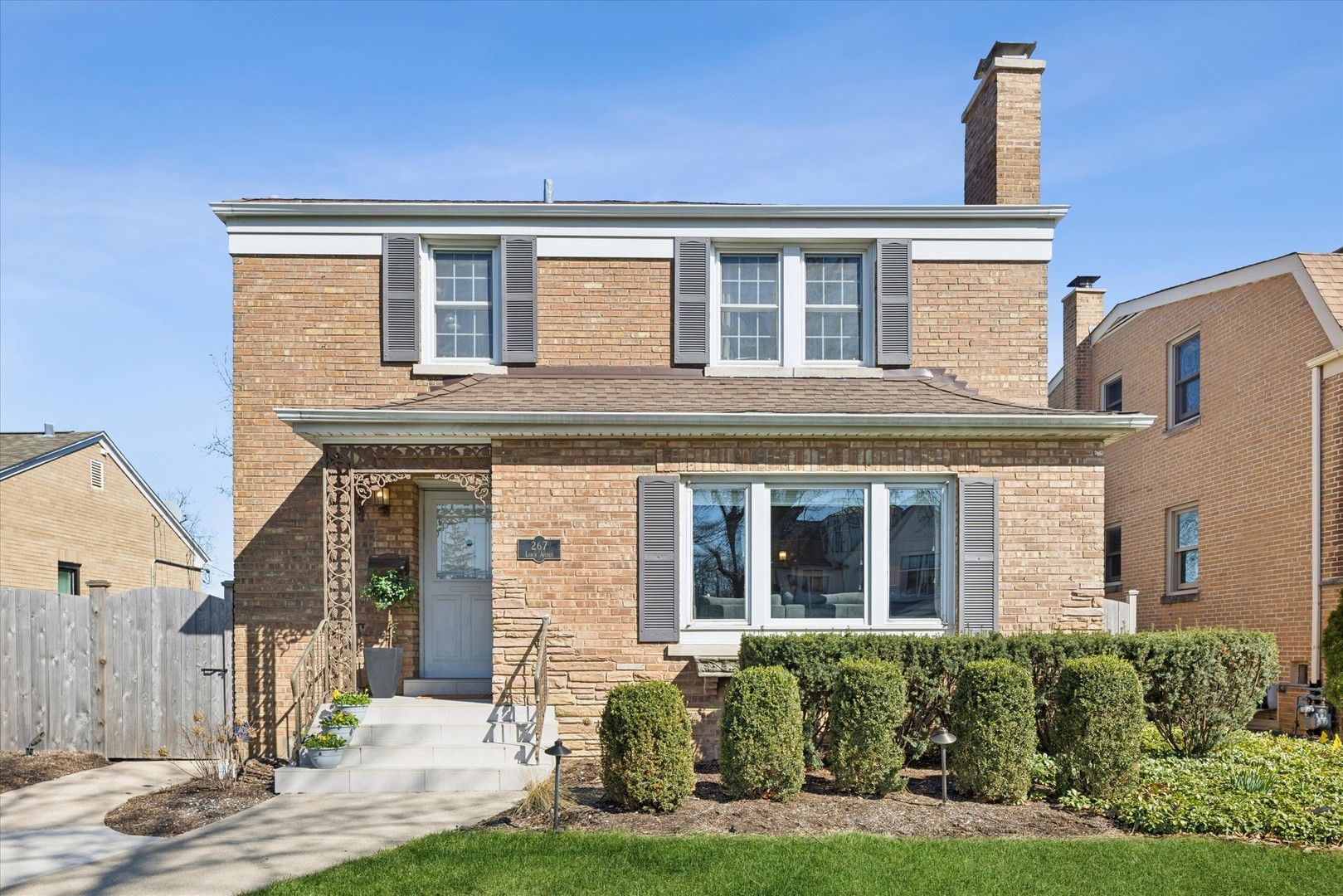 267 N Larch Avenue — Elmhurst, IL 60126