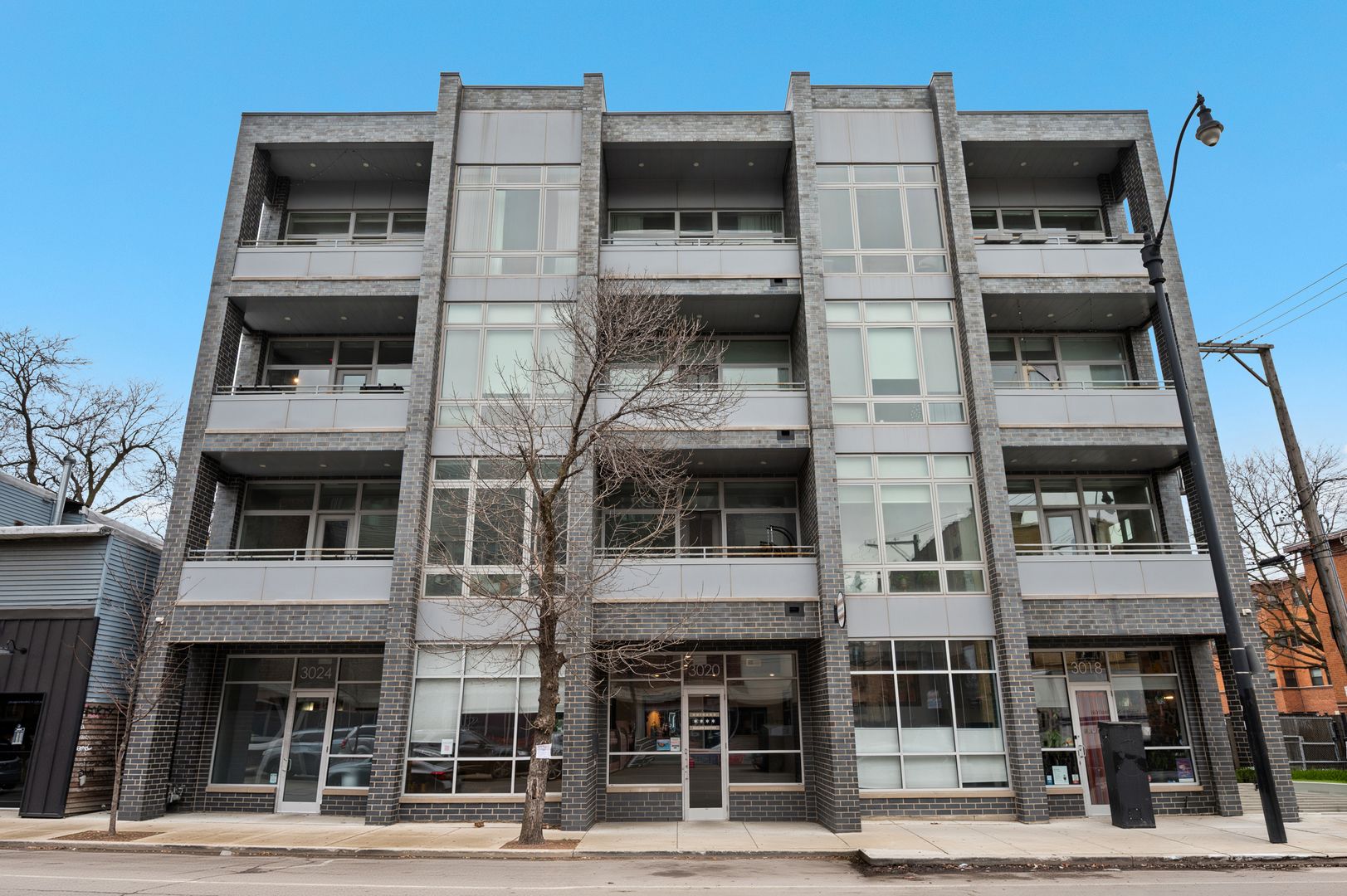 3024 W Armitage Avenue #7 — Chicago, IL 60647
