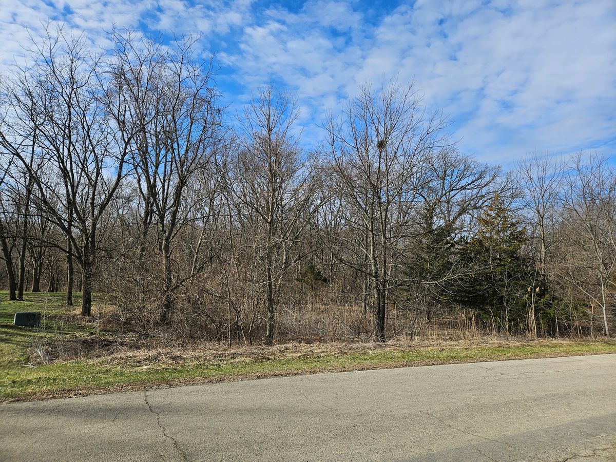 2616 N 3689th Road, Sheridan, IL 60551