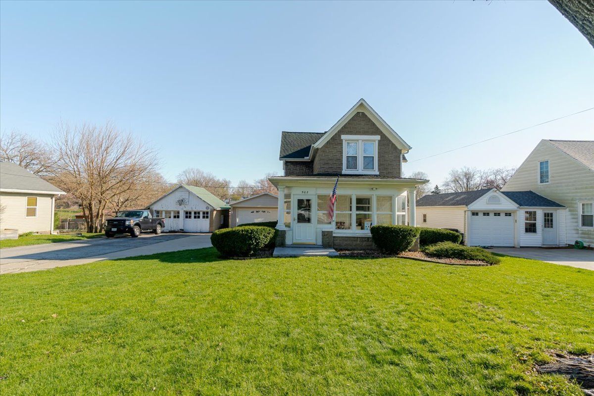 502 Cruger Avenue, Eureka, IL 61530