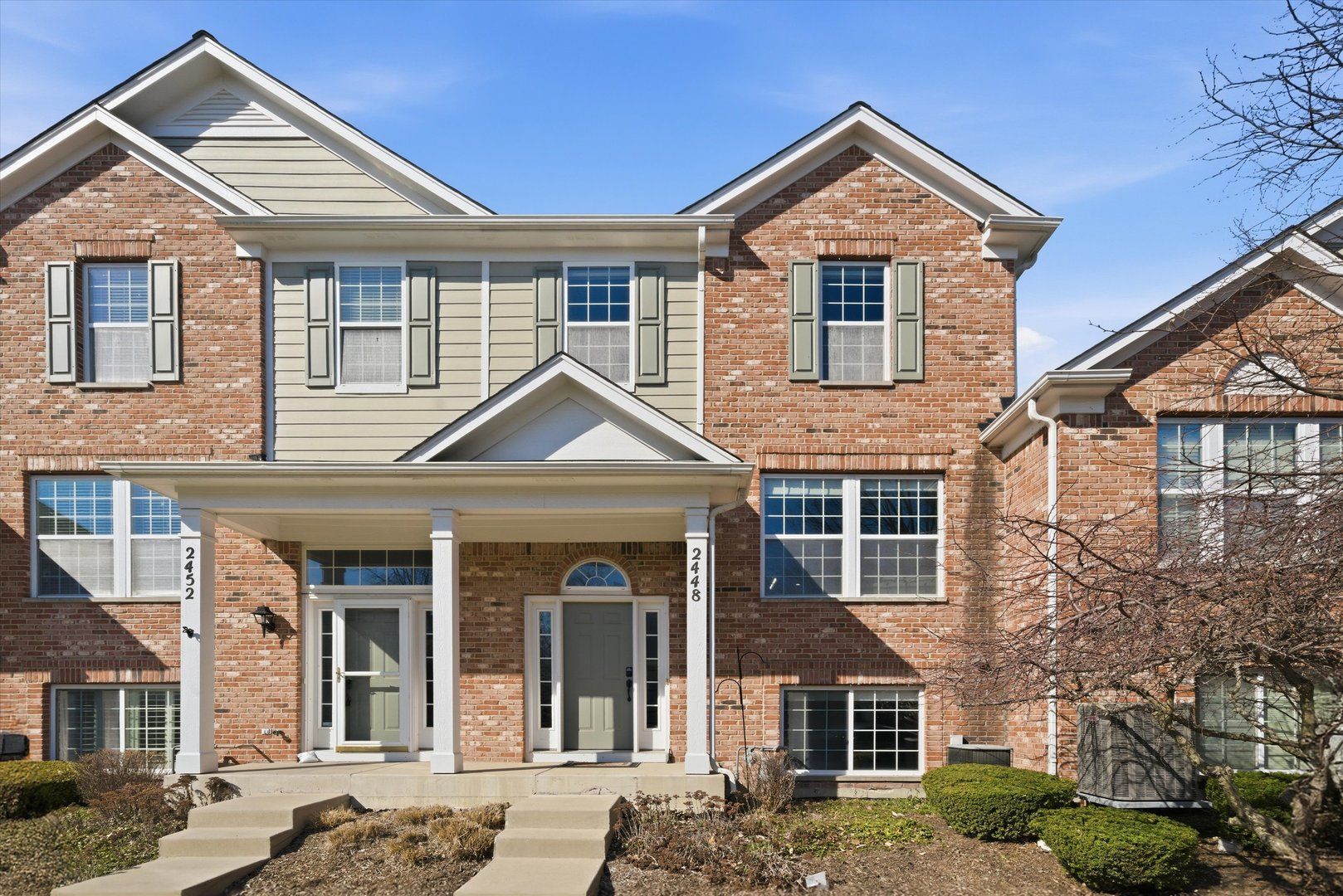 2448 Emily Lane — Elgin, IL 60124