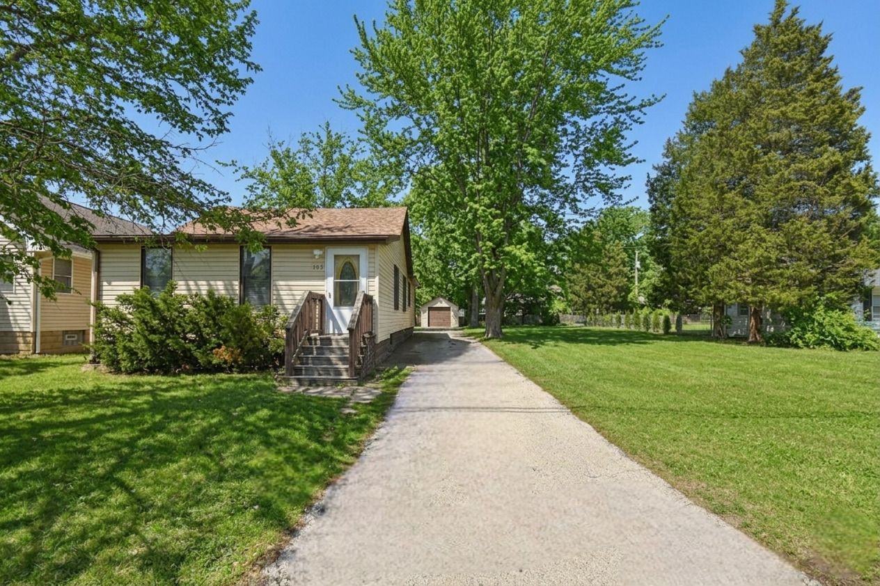 303 Bruce Road — Lockport, IL 60441