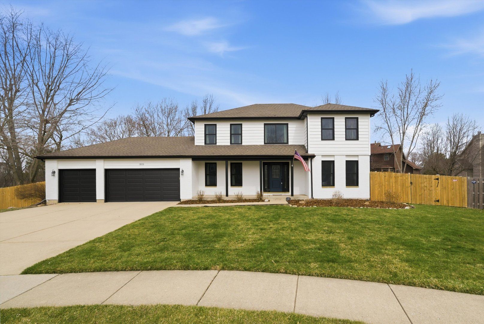 18716 W Jasmine Court — Grayslake, IL 60030