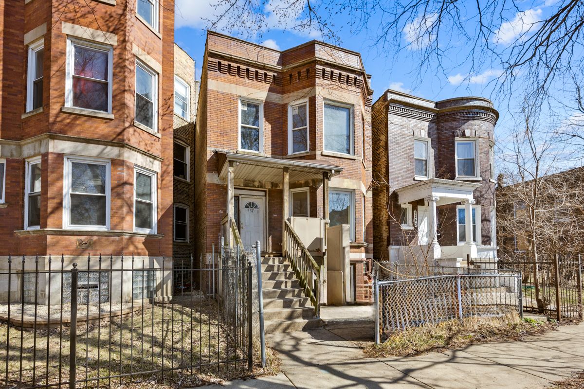 7241 S Yale Avenue — Chicago, IL 60621