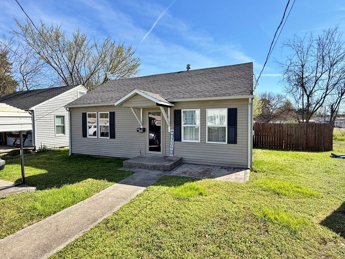 1202 Ferry Street, Metropolis, IL 62960