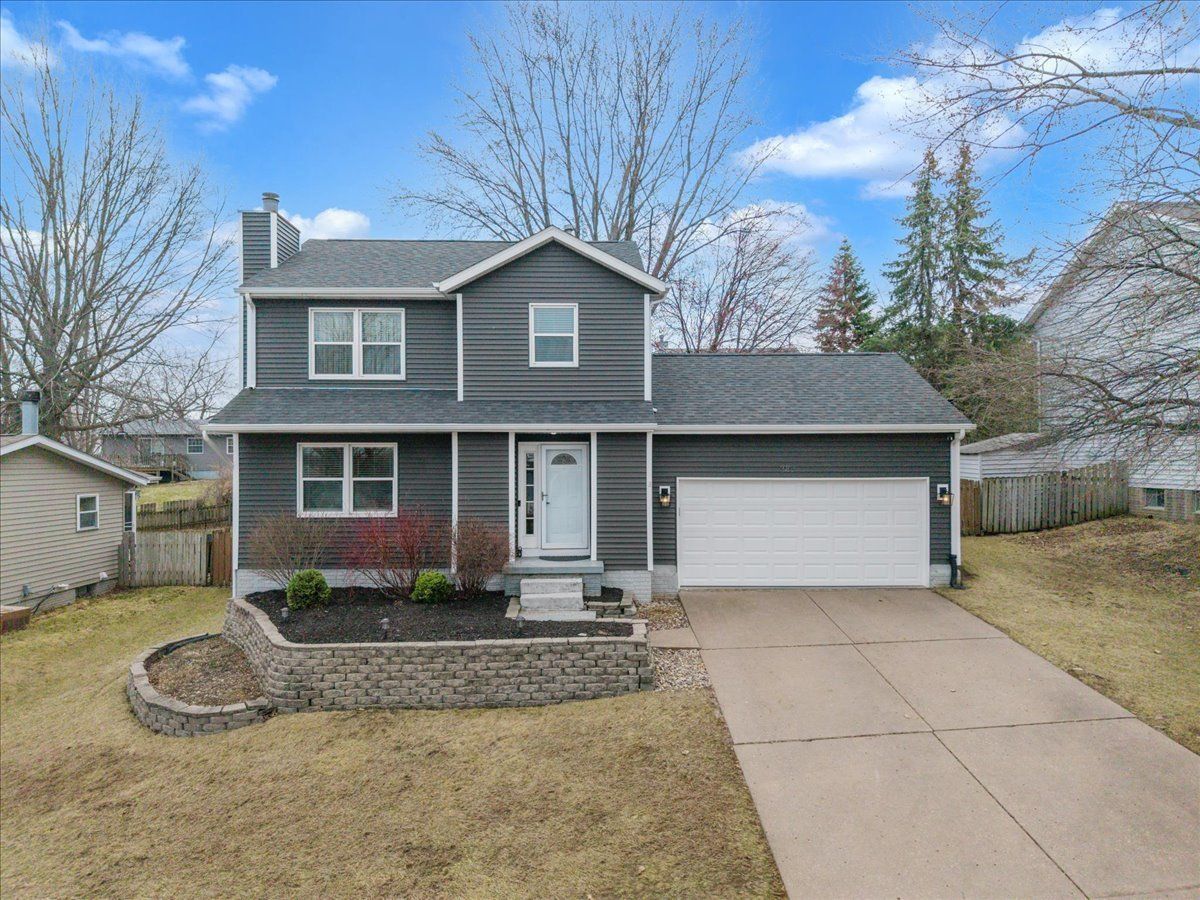 729 59th Street, Davenport, IA 52806