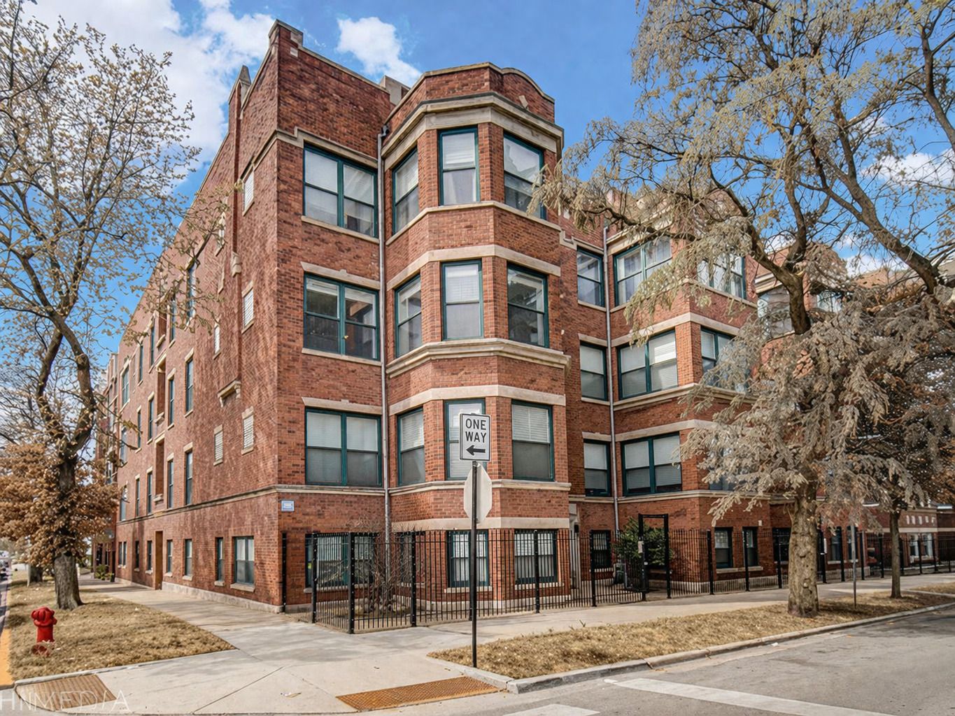 4558 S King Drive #6 — Chicago, IL 60653