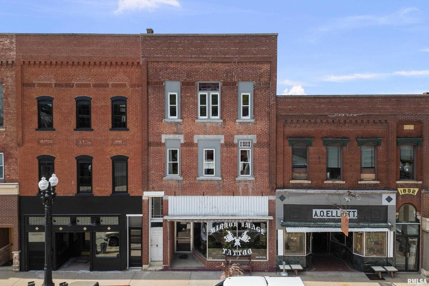 309 Main Street — Savanna, IL 61074