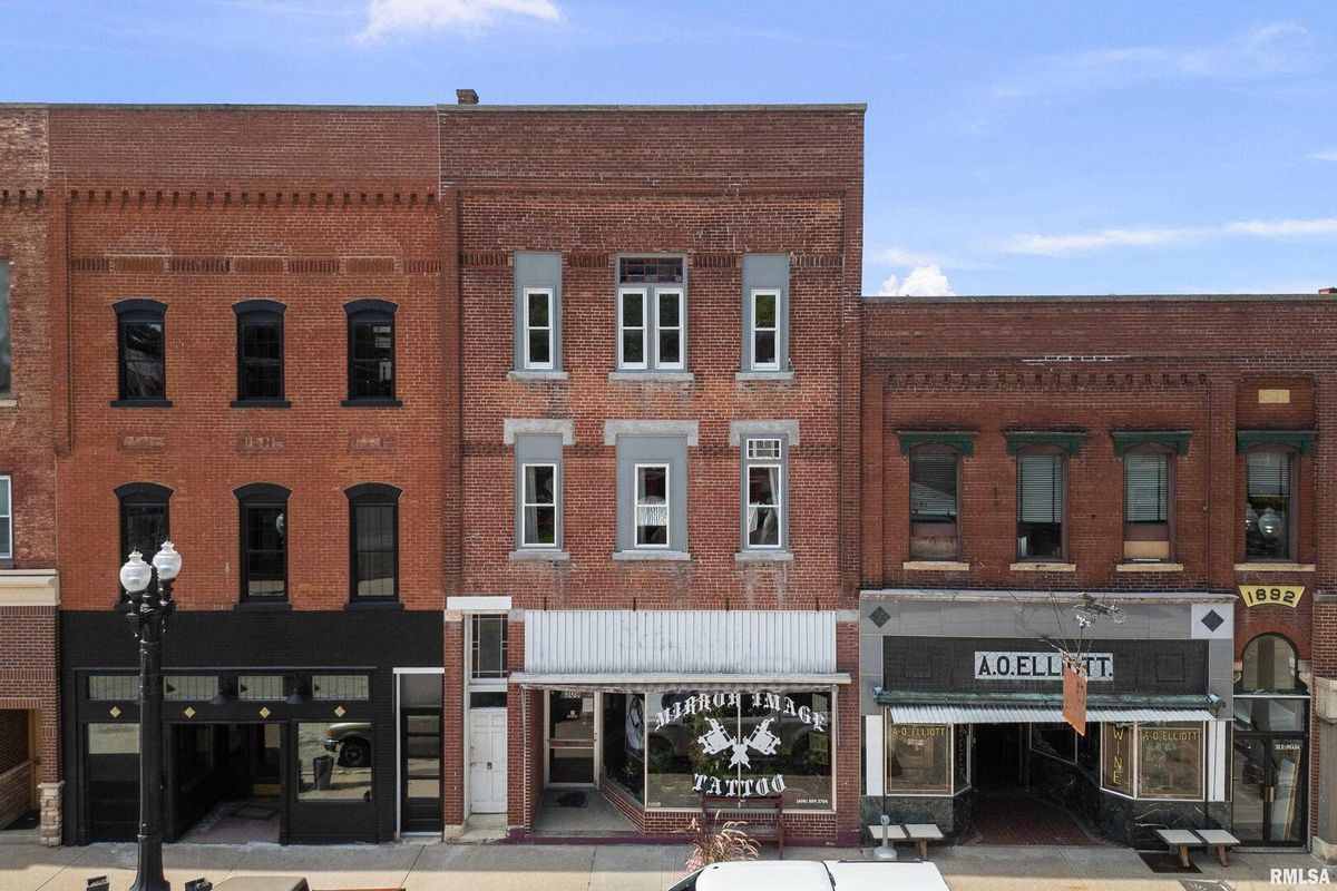 309 Main Street, Savanna, IL 61074