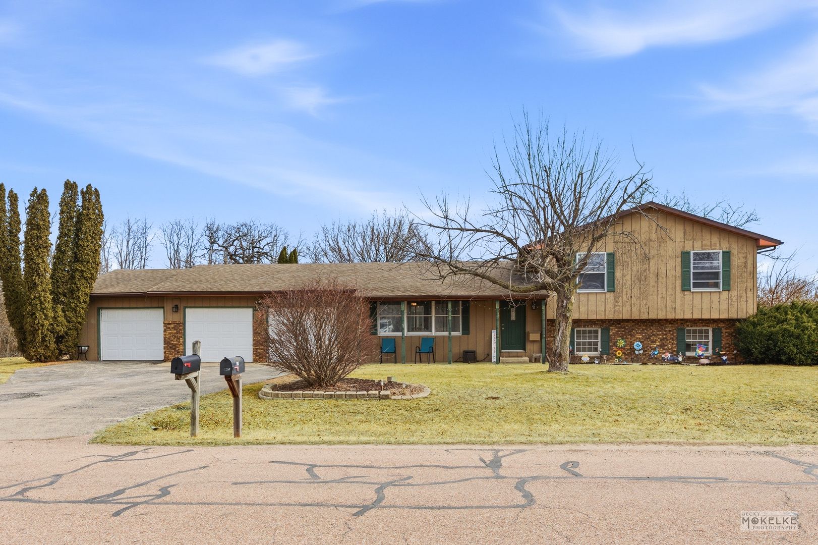 1238 Lakewood Drive — Somonauk, IL 60552