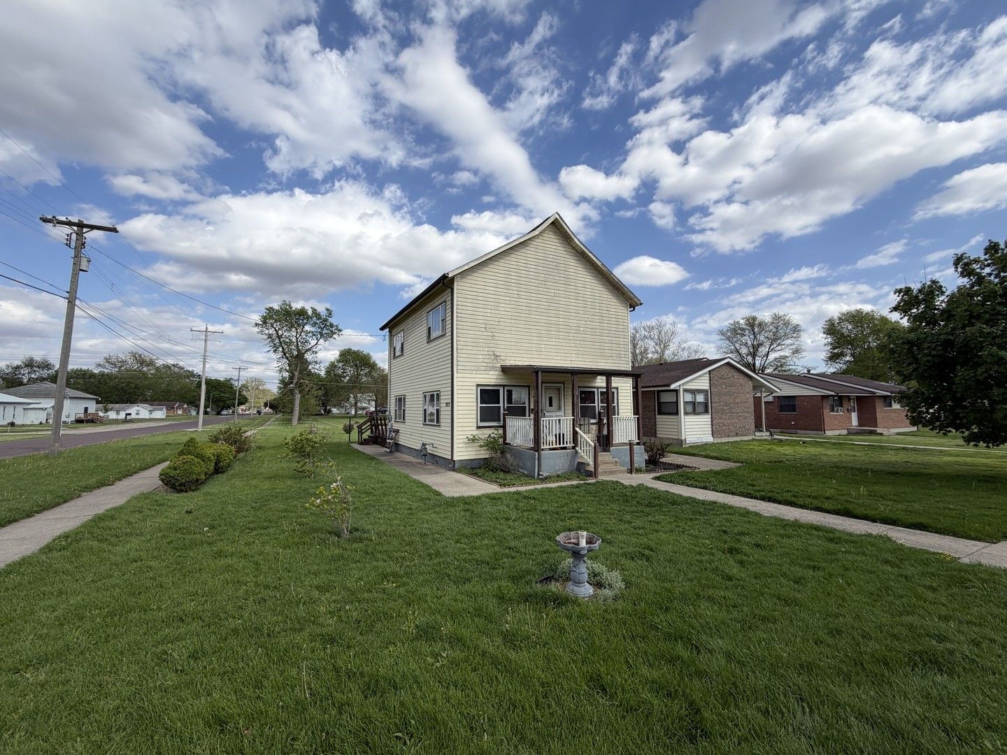 523 W 9th Street — Gibson City, IL 60936