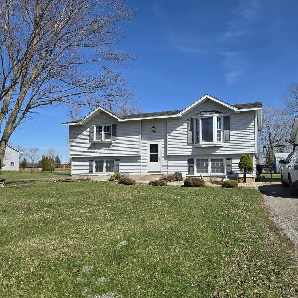 27057 Woodlawn Avenue, Crete, IL 60417