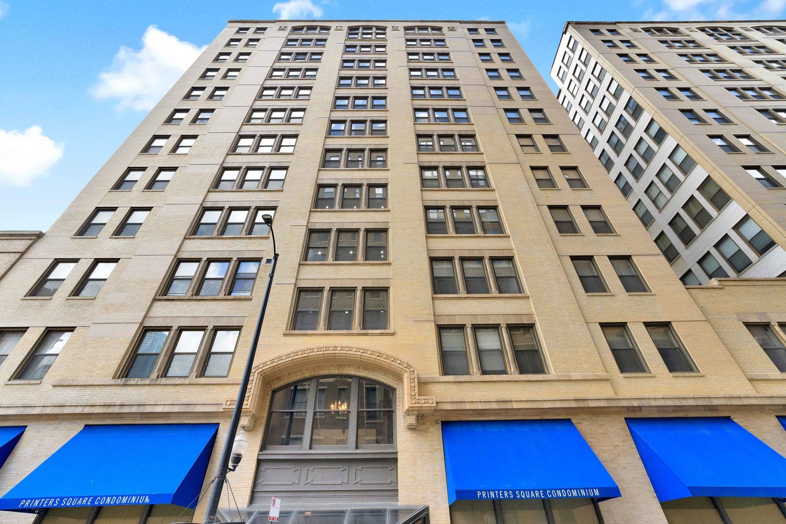 780 S Federal Street #1210 — Chicago, IL 60605