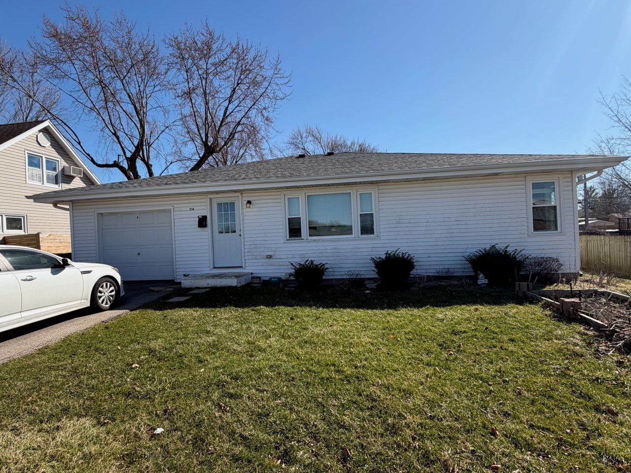 214 Minerva Avenue — Wauconda, IL 60084