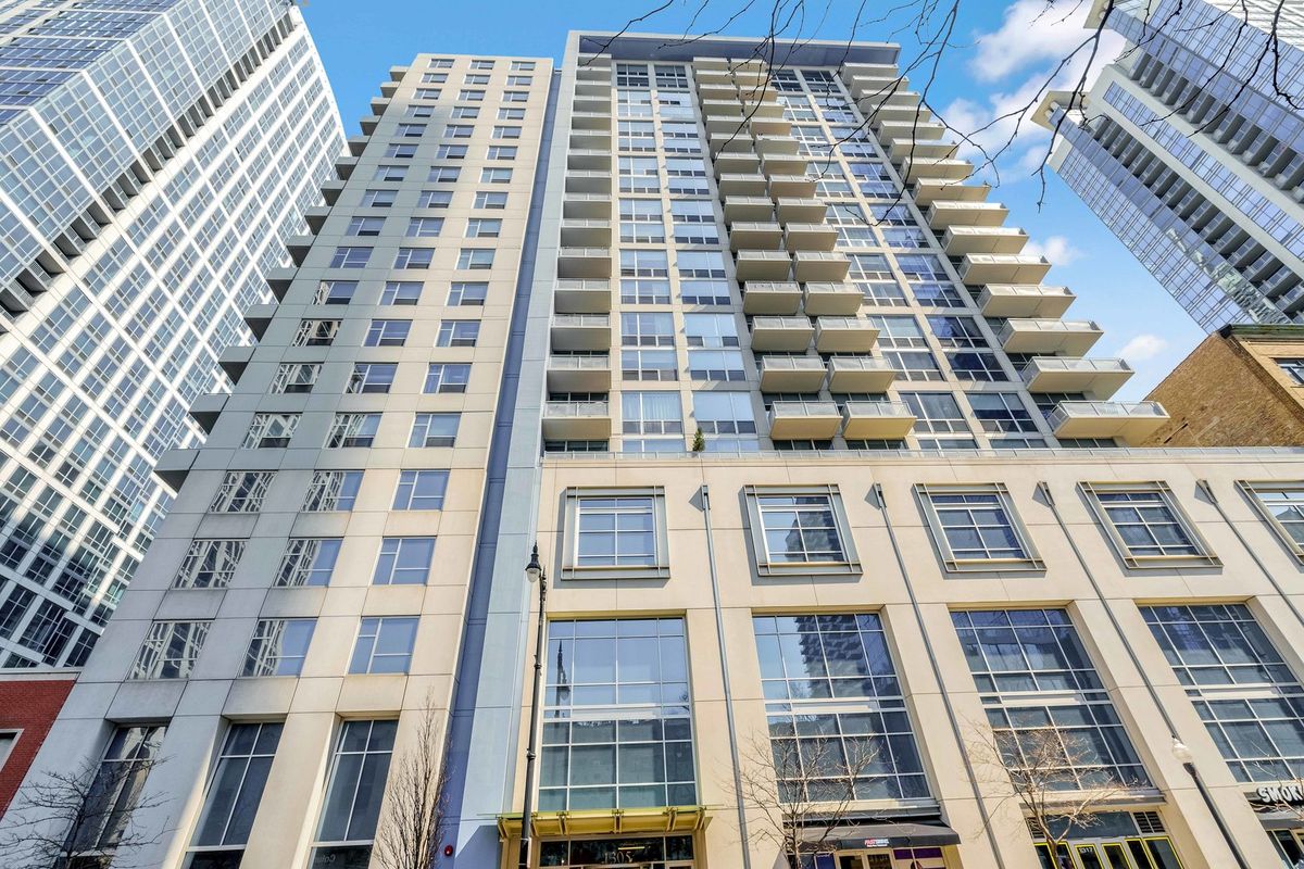 1305 MICHIGAN Avenue, Chicago, IL 60605