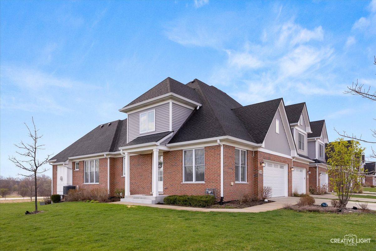 17029 Clover Drive, Orland Park, IL 60467