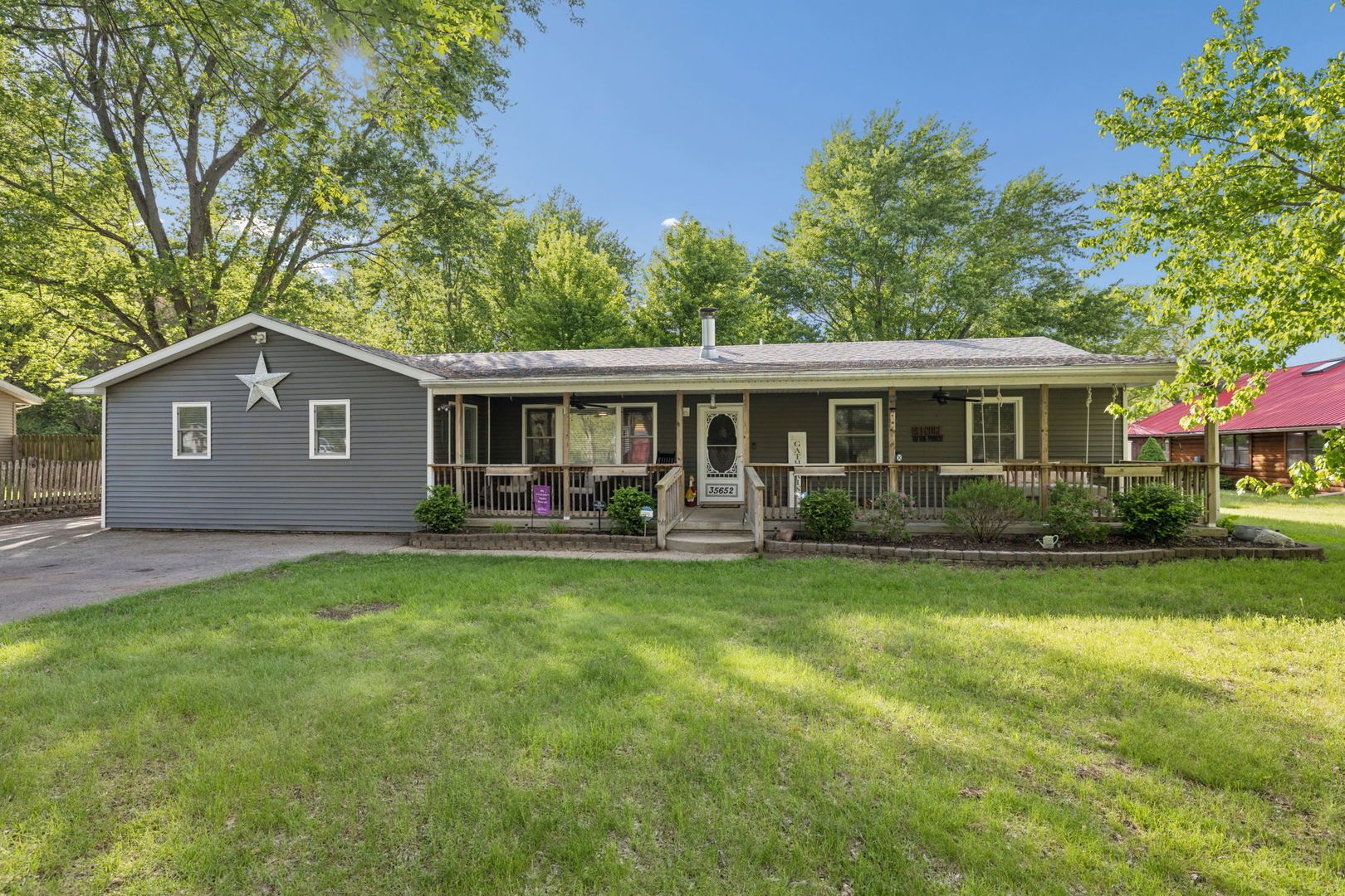 35652 Jay Drive — Custer Park, IL 60481