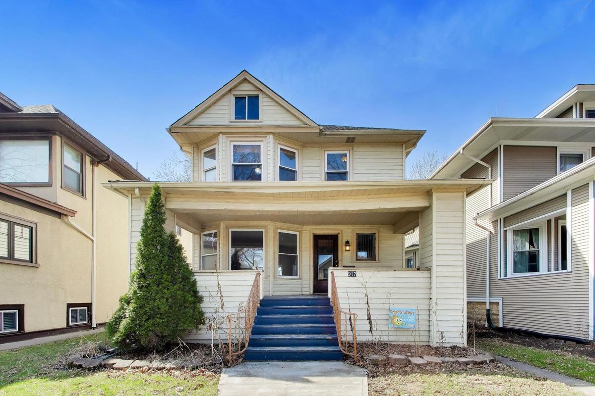 917 Home Avenue, Oak Park, IL 60304