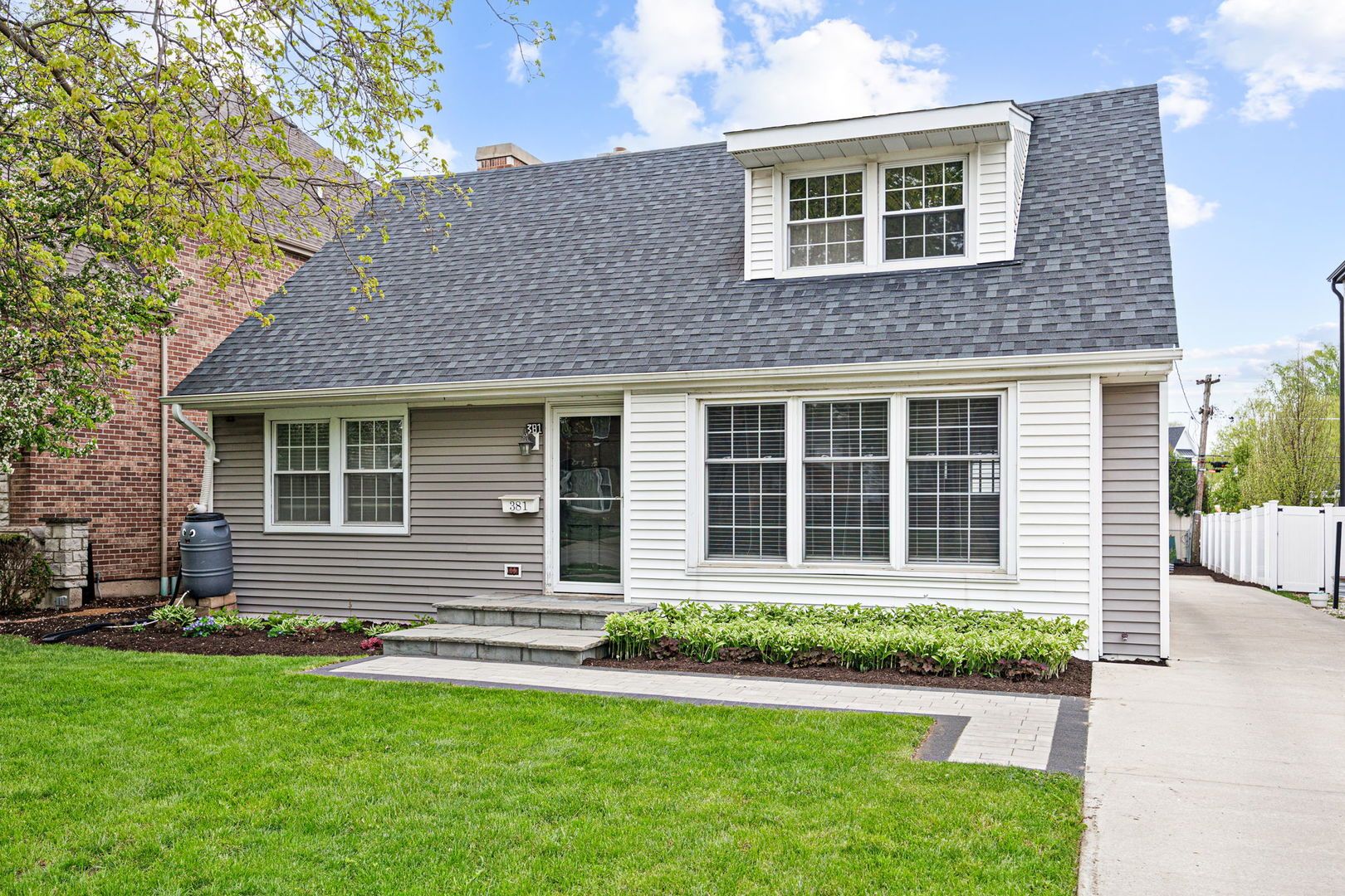 381 S Berkley Avenue — Elmhurst, IL 60126