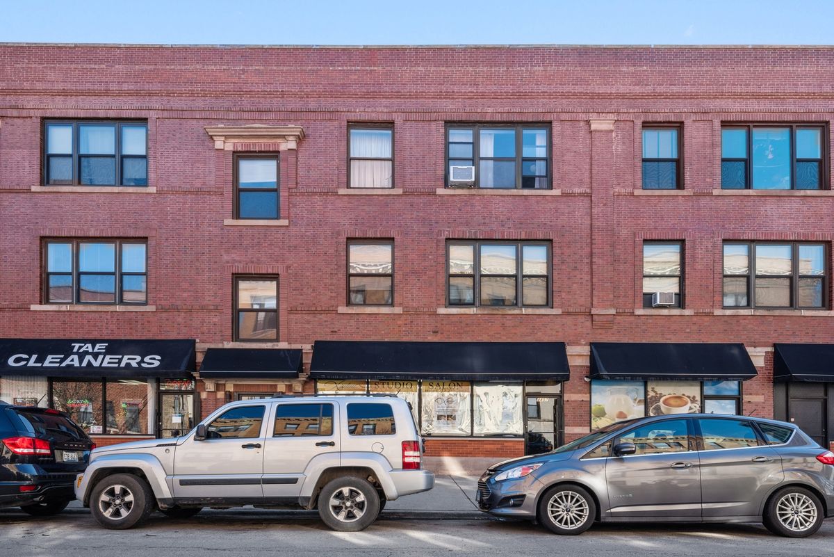 4409 Hazel Street, Chicago, IL 60640