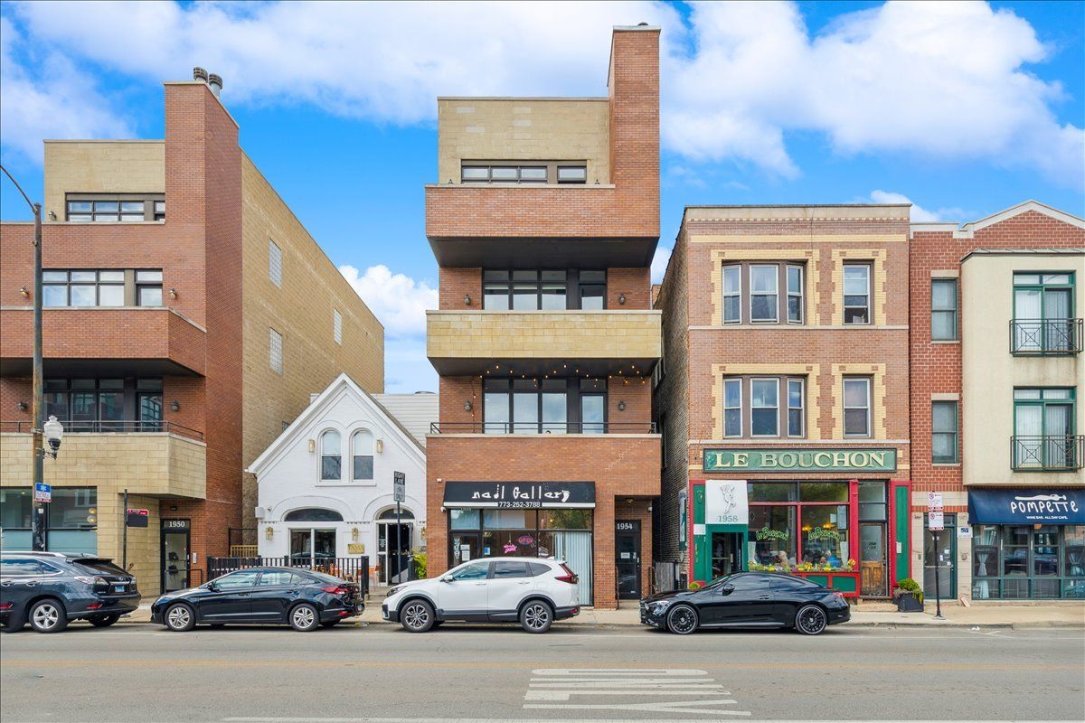 1954 N DAMEN Avenue #2 — Chicago, IL 60647