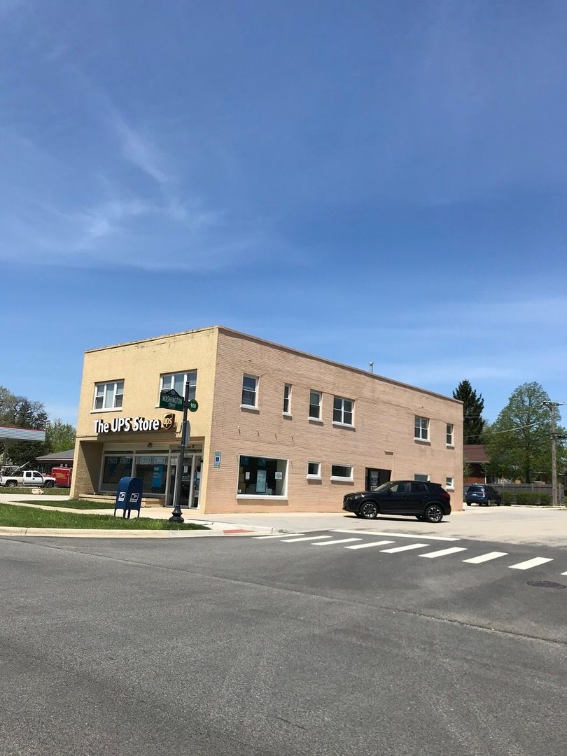 900 Ogden Avenue — Downers Grove, IL 60515