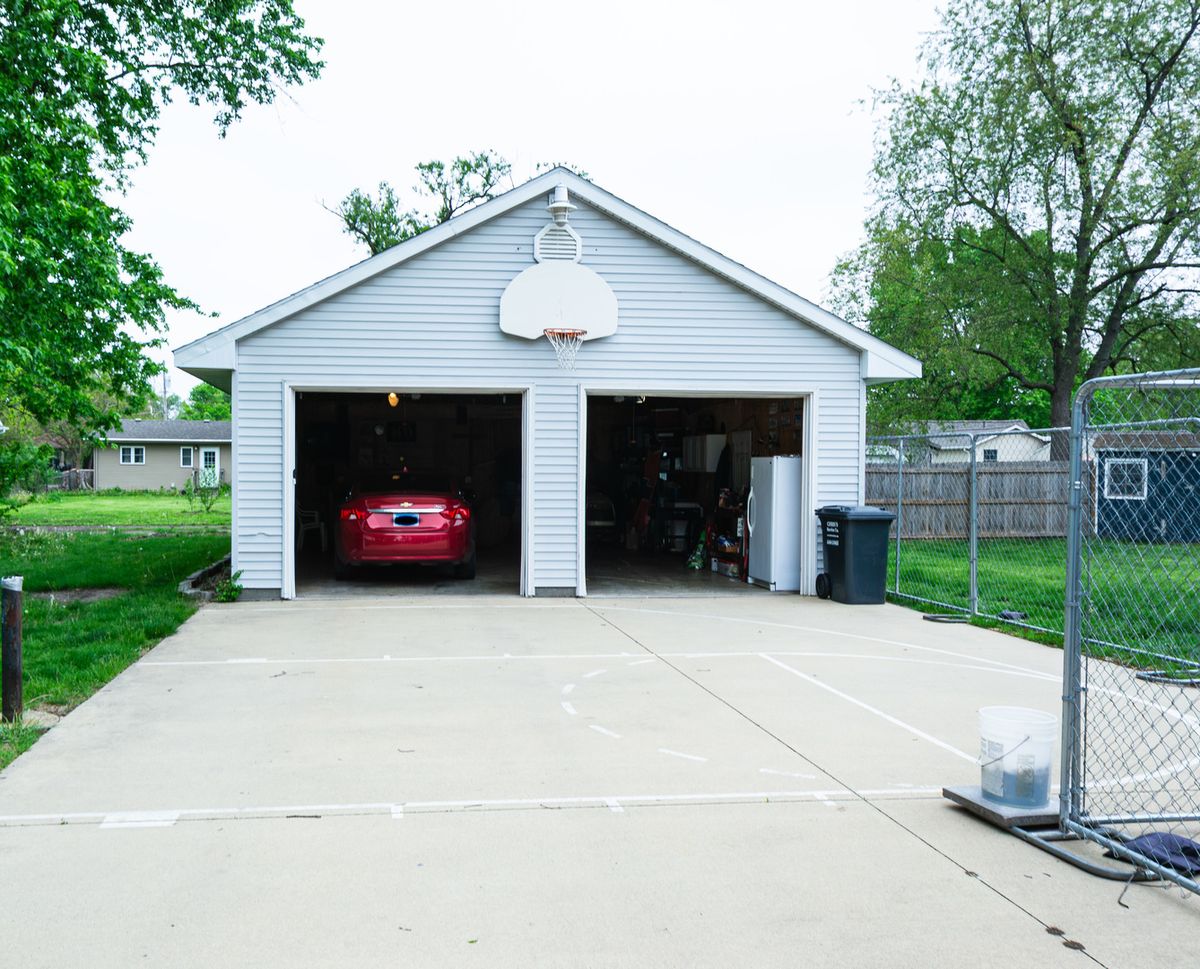 408 E Marshall Street, Tolono, IL 61880