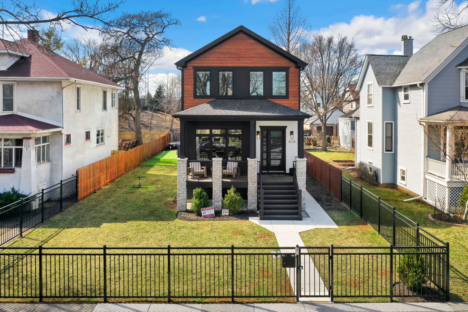 4218 N Kildare Avenue — Chicago, IL 60641