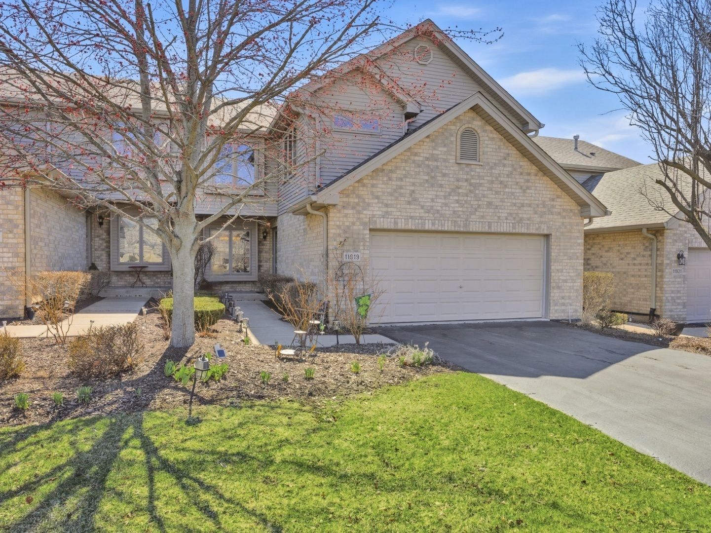 11919 Somerset Road — Orland Park, IL 60467