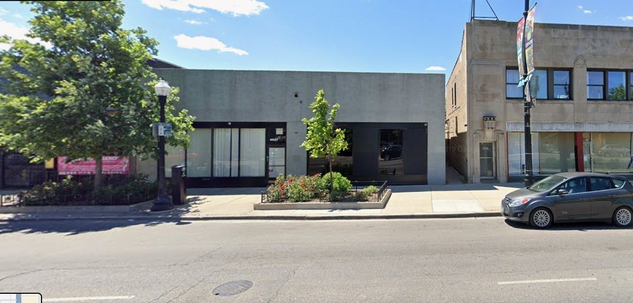4827 W Irving Park Road — Chicago, IL 60641