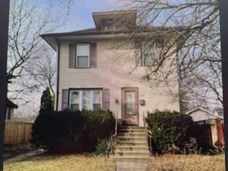 805 N CUYLER Avenue — Oak Park, IL 60302