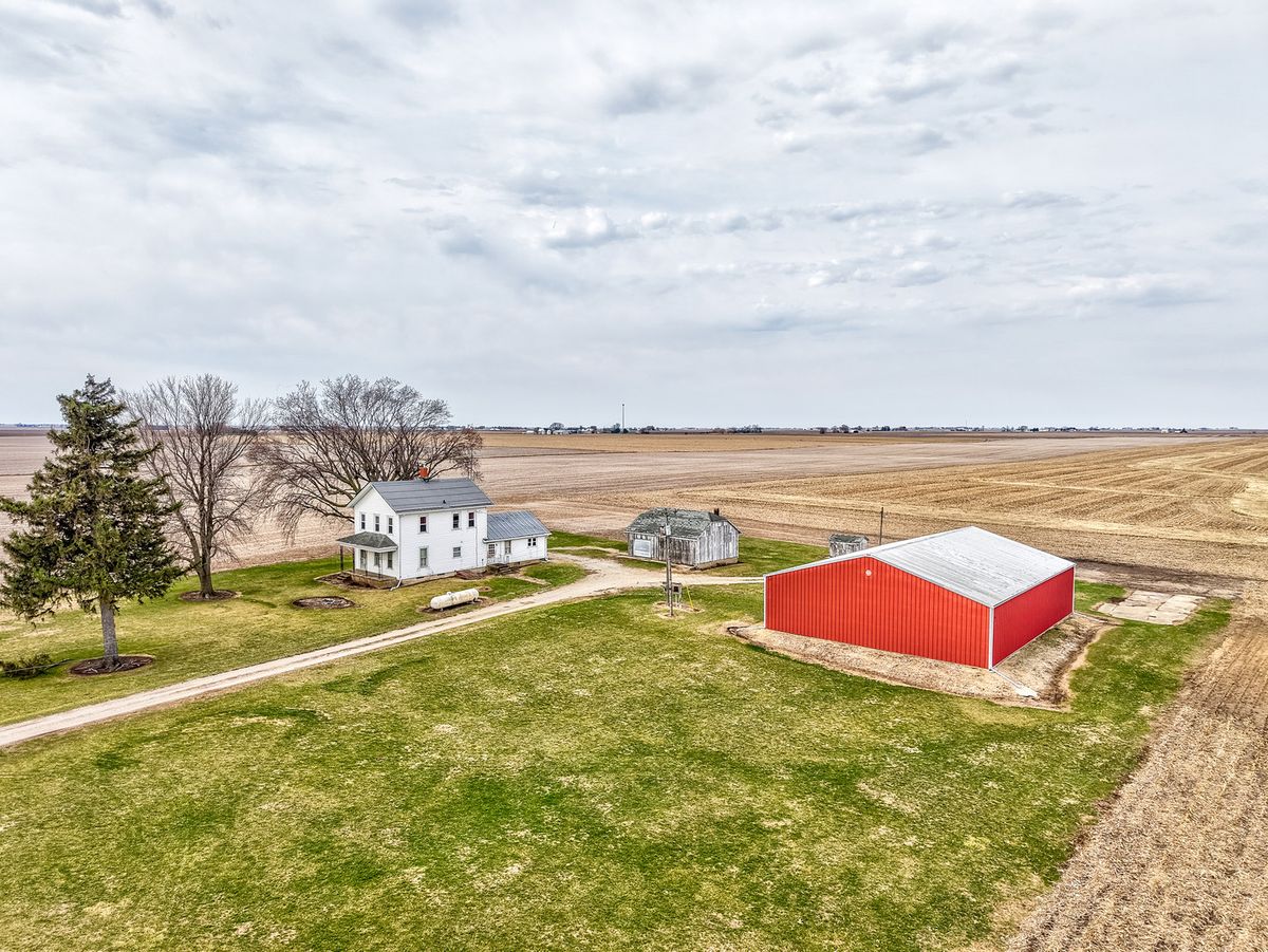 3865 1553rd Road, Earlville, IL 60518