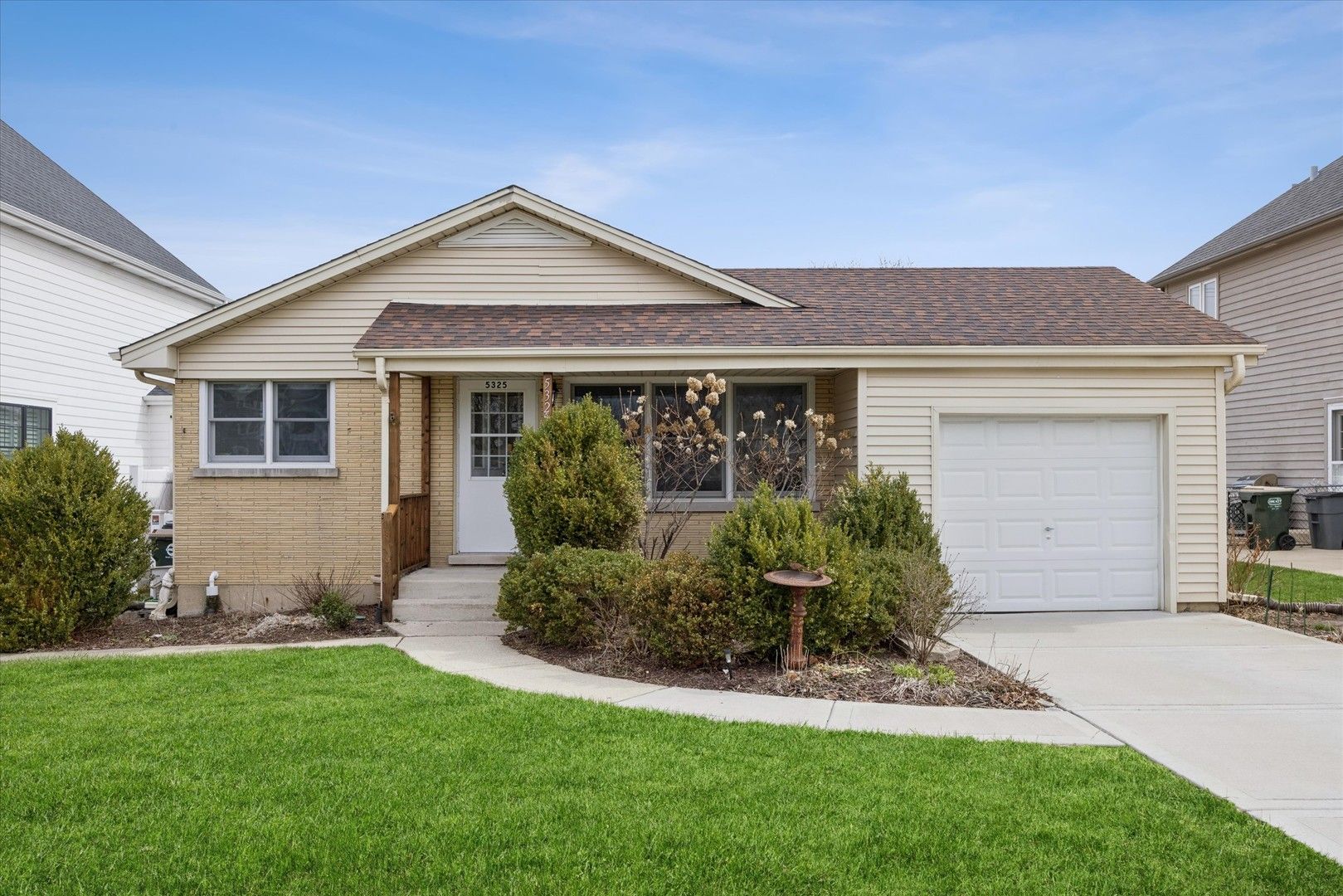5325 S Catherine Avenue — Countryside, IL 60525