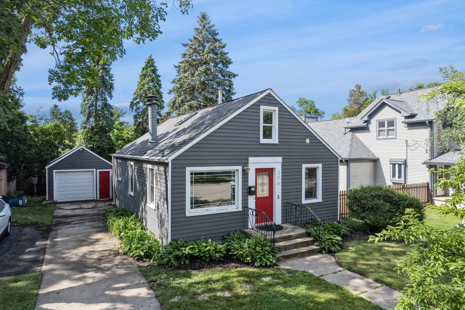 206 NORTH Street — East Dundee, IL 60118