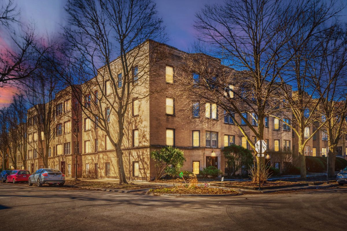 2033 Fargo Avenue, Chicago, IL 60645