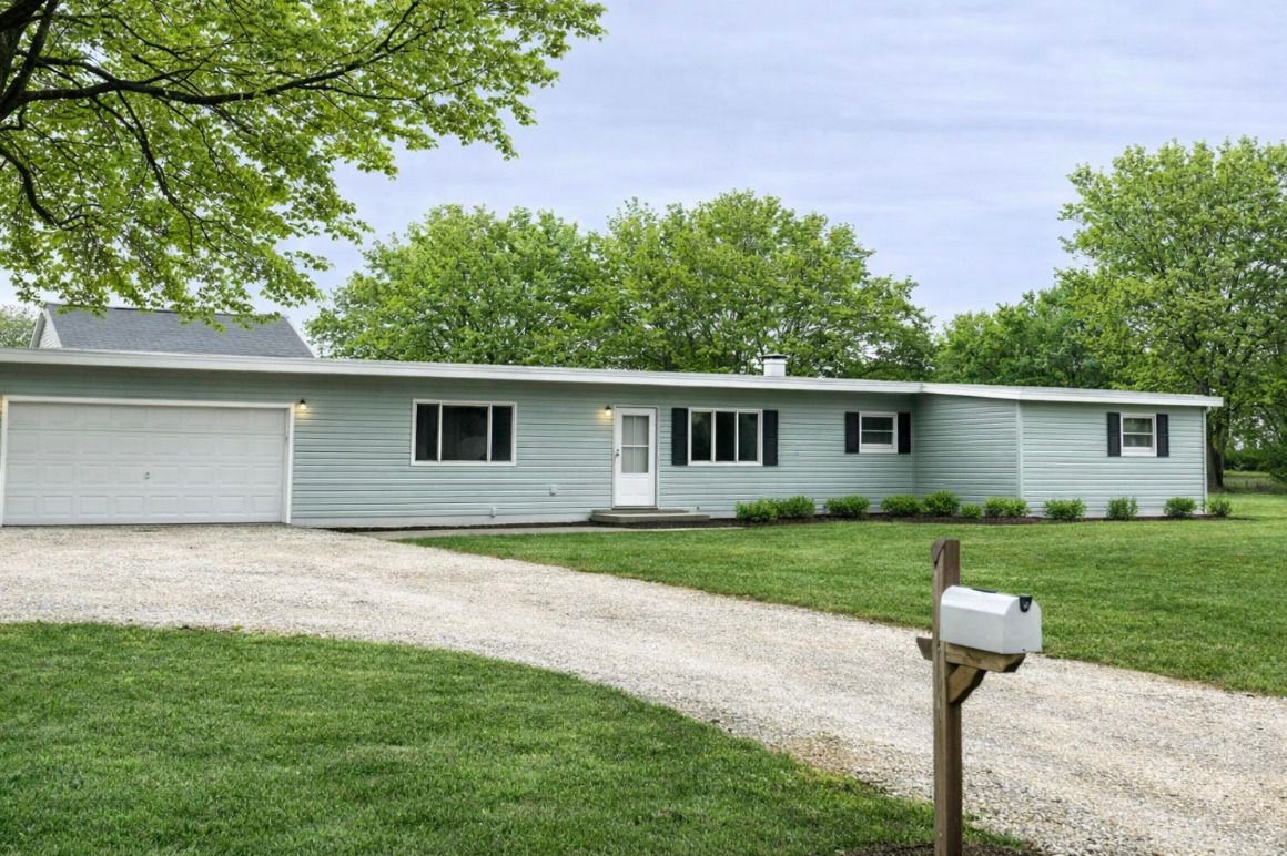 725 S SPENCER Road — New Lenox, IL 60451
